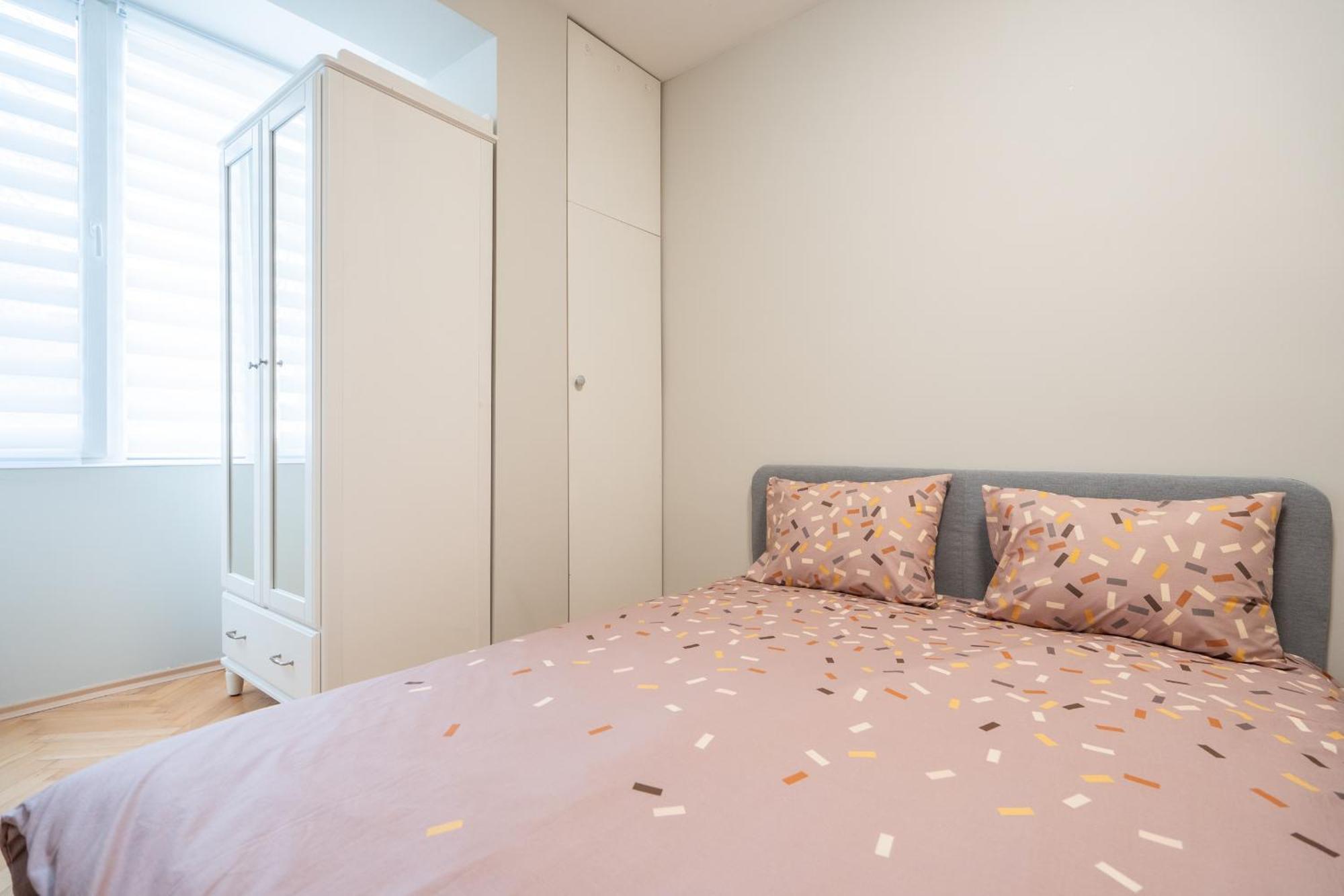 The Right Choice 10 Apartment โซเฟีย ภายนอก รูปภาพ
